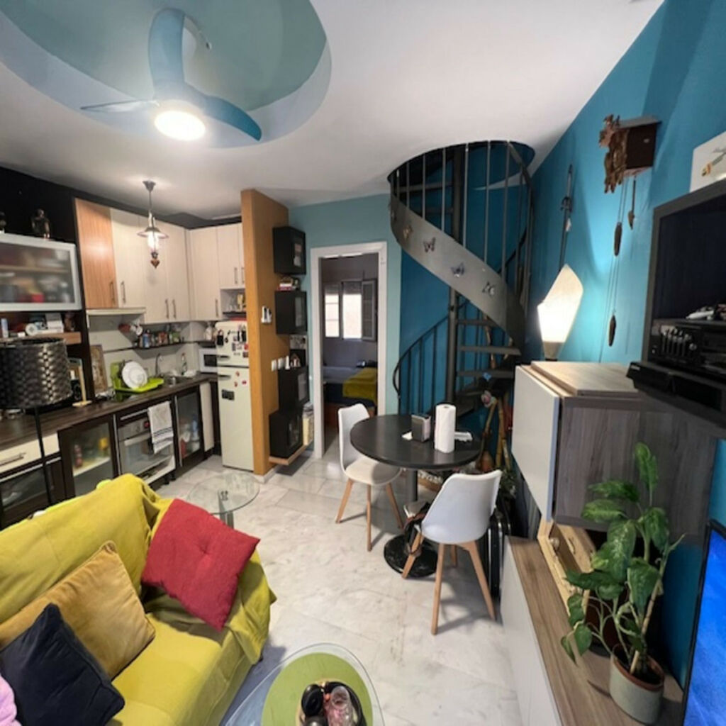 Top Floor Apartment Málaga Centro Málaga - image 3