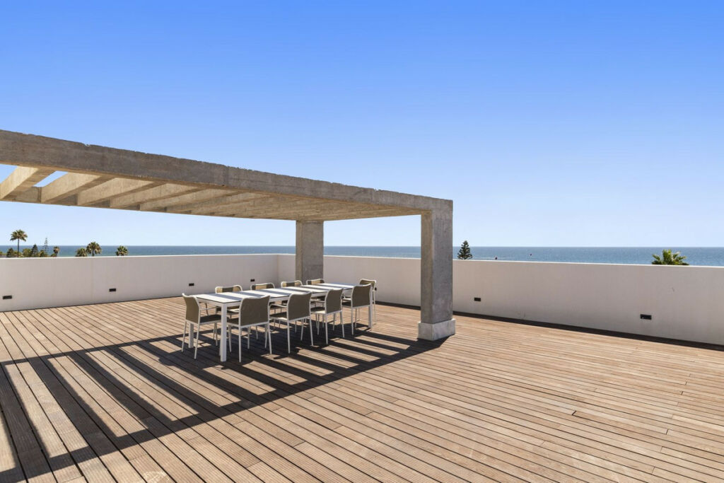 Detached Villa Costabella Málaga - image 3