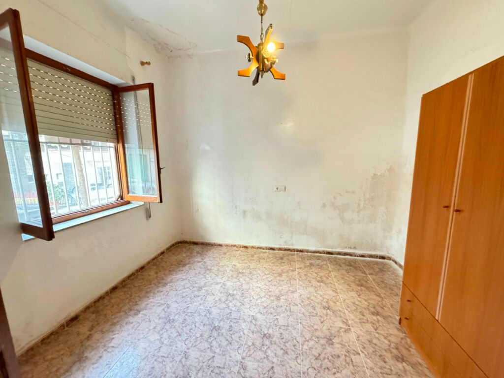 Townhouse Guardamar del Segura Alicante - image 3