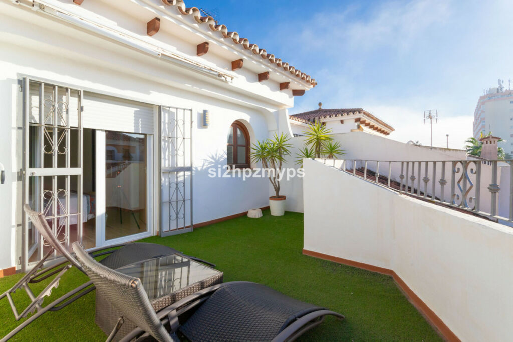 Townhouse Torrox Málaga - image 3