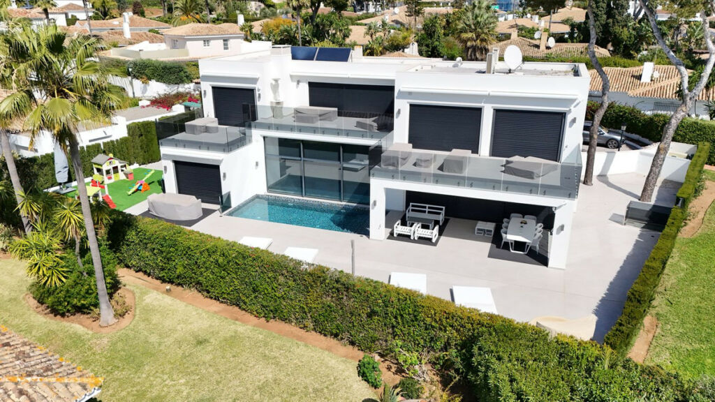 Detached Villa Los Monteros Málaga