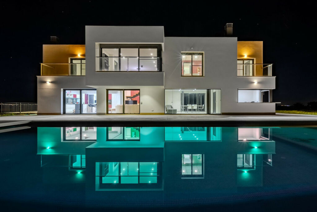 Detached Villa La Marina Alicante - image 3