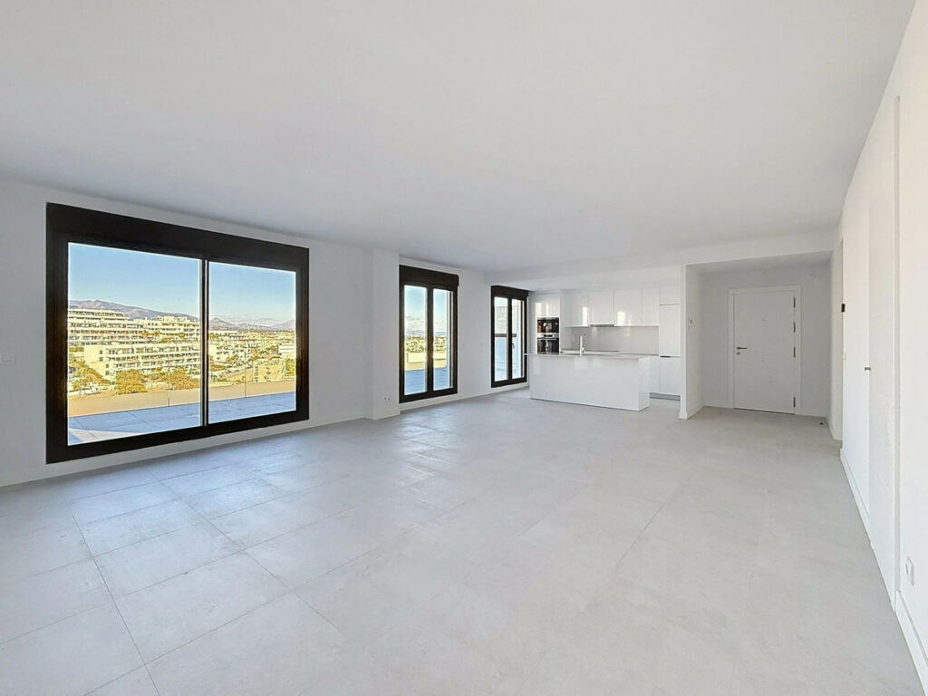 Penthouse Estepona Málaga - image 2