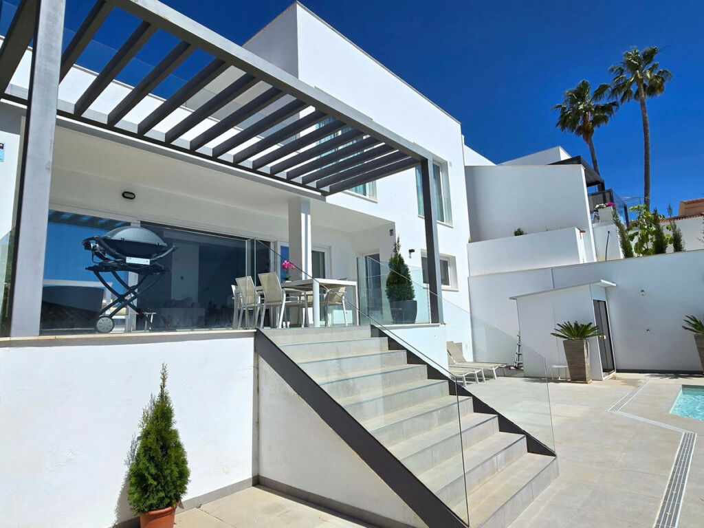 Detached Villa Torreblanca Málaga - image 3