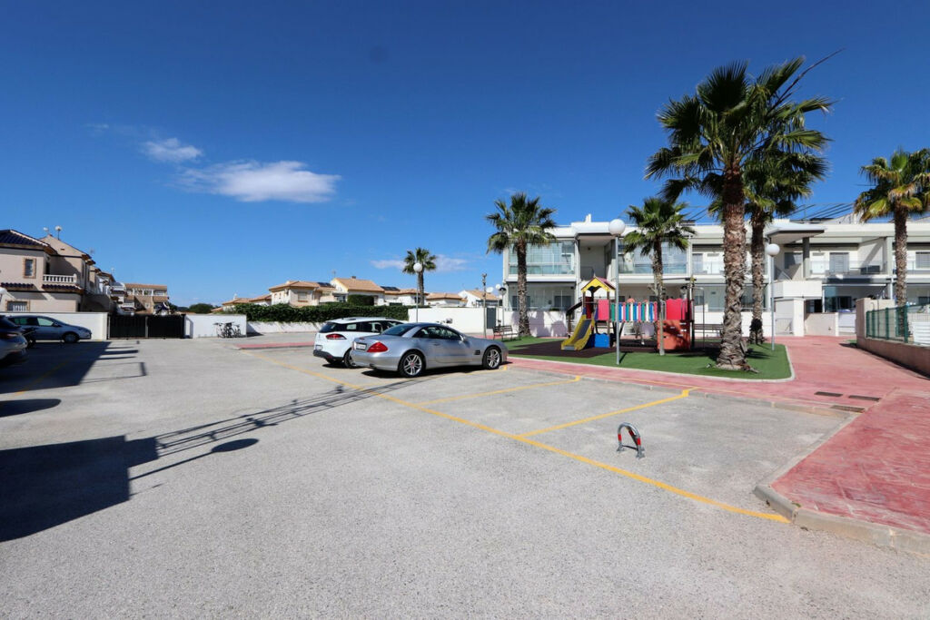 Ground Floor Apartment La Florida Alicante - image 30