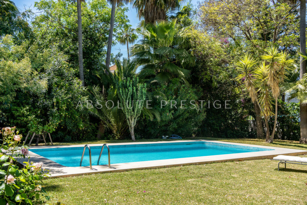 Detached Villa Nueva Andalucía Málaga - image 30