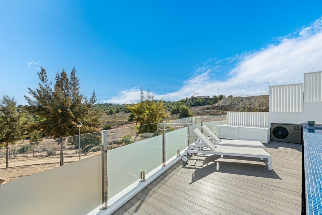 Detached Villa San Miguel de Salinas Alicante - image 28
