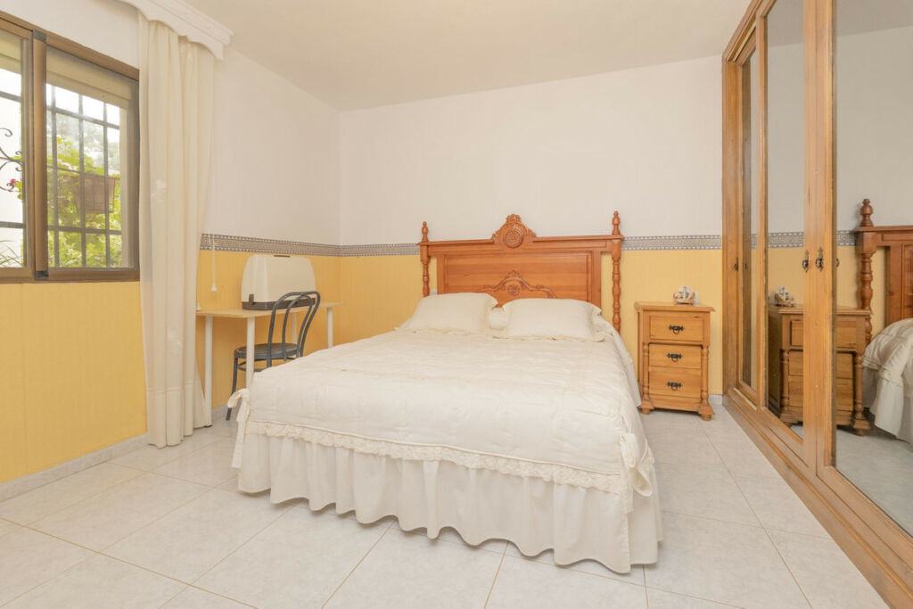 Detached Villa Las Chapas Málaga - image 30