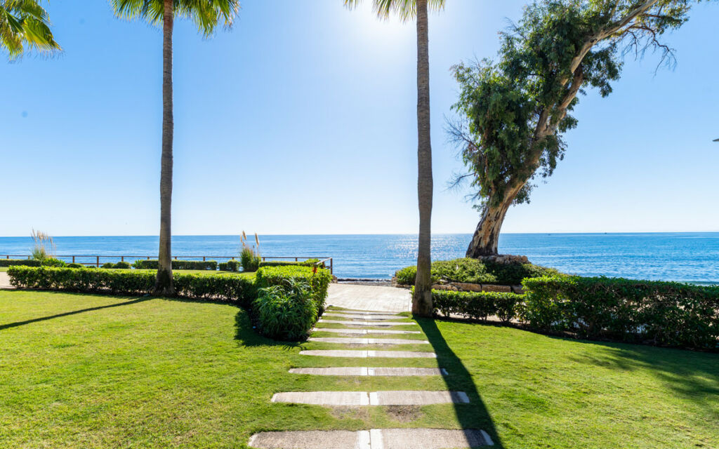 Penthouse Duplex Estepona Málaga - image 30