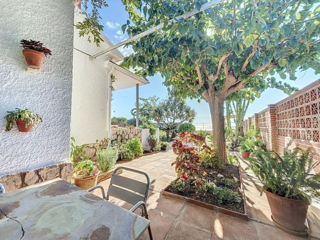 Detached Villa Almayate Málaga - image 31