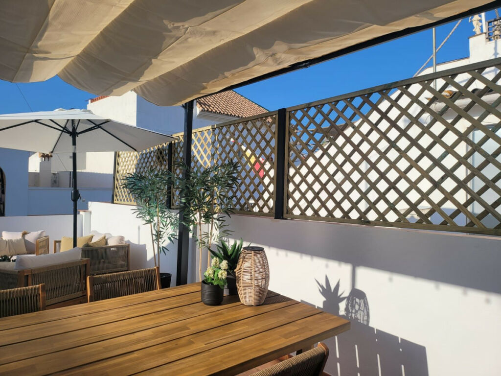 Middle Floor Apartment Estepona Málaga - image 30