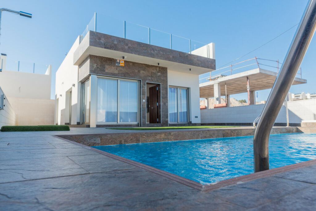 Detached Villa Villamartin Alicante - image 30