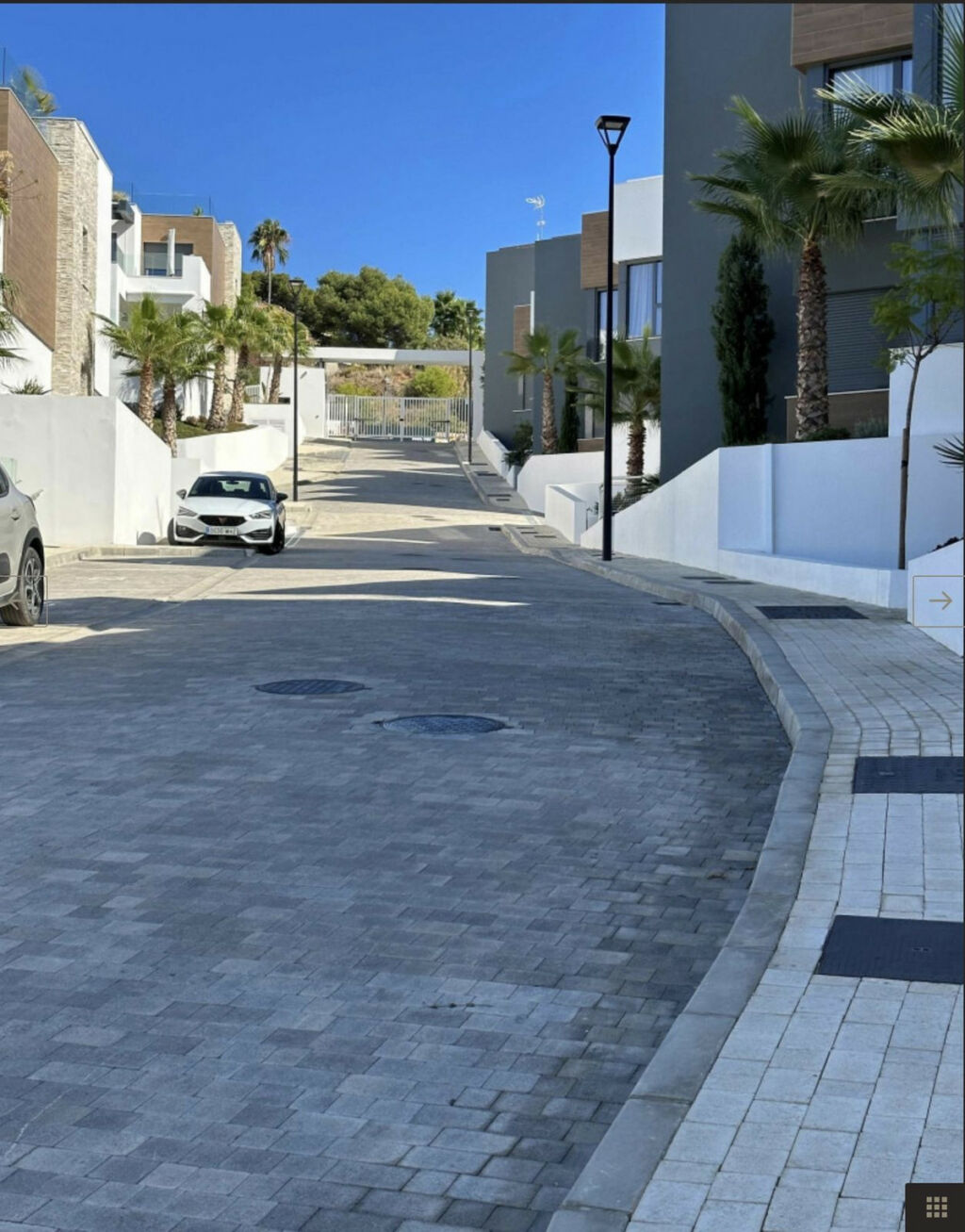 Penthouse Duplex Cabopino Málaga - image 24