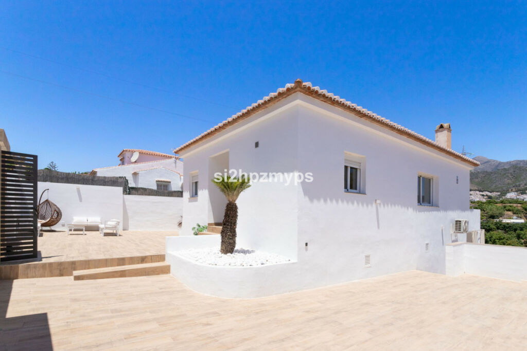 Detached Villa Nerja Málaga - image 30