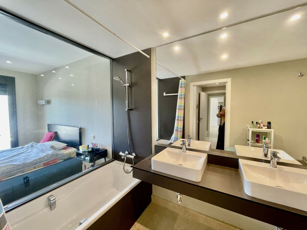 Middle Floor Apartment Estepona Málaga - image 30
