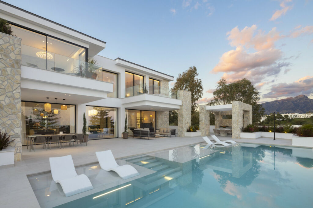 Detached Villa La Quinta Málaga - image 22
