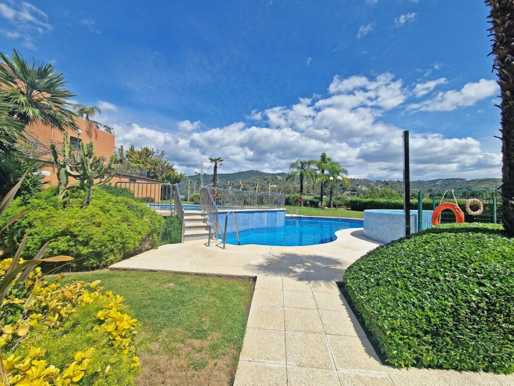 Penthouse Elviria Málaga - image 30