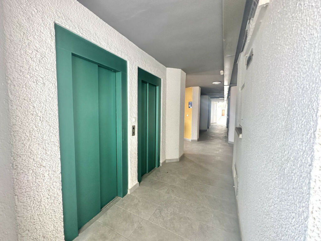 Middle Floor Apartment Fuengirola Málaga - image 32