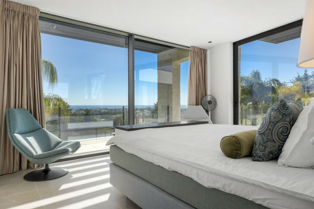 Detached Villa Benahavís Málaga - image 31
