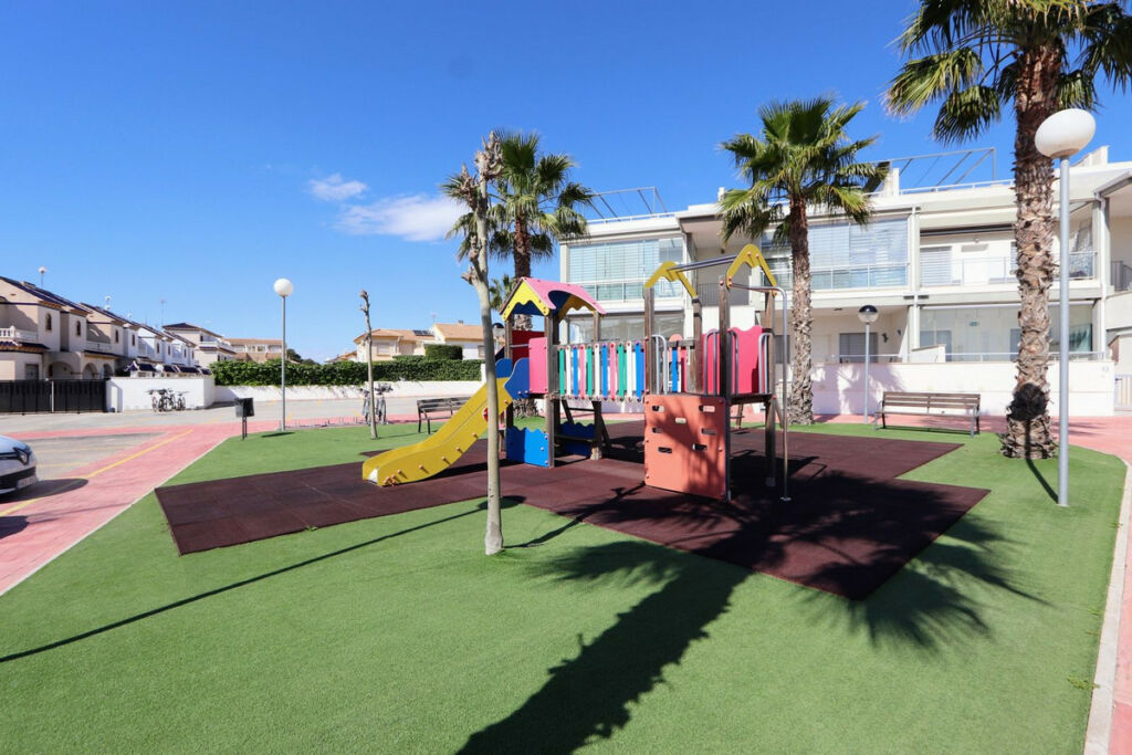 Ground Floor Apartment La Florida Alicante - image 31