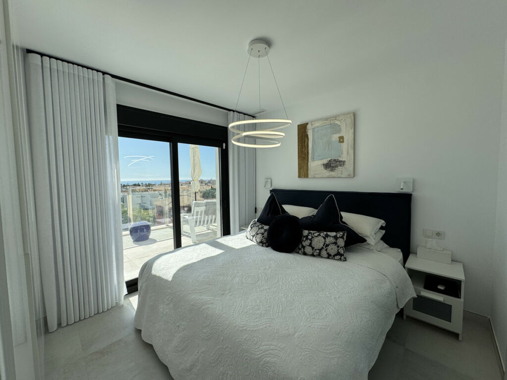 Penthouse Playa Flamenca Alicante - image 31