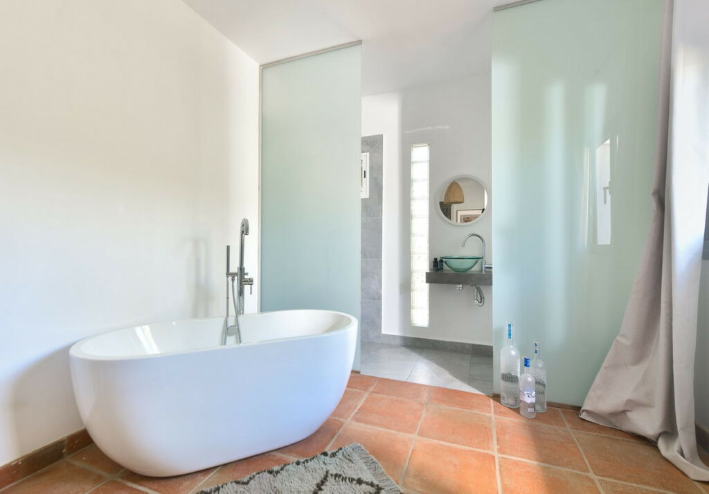Detached Villa Hacienda Las Chapas Málaga - image 31