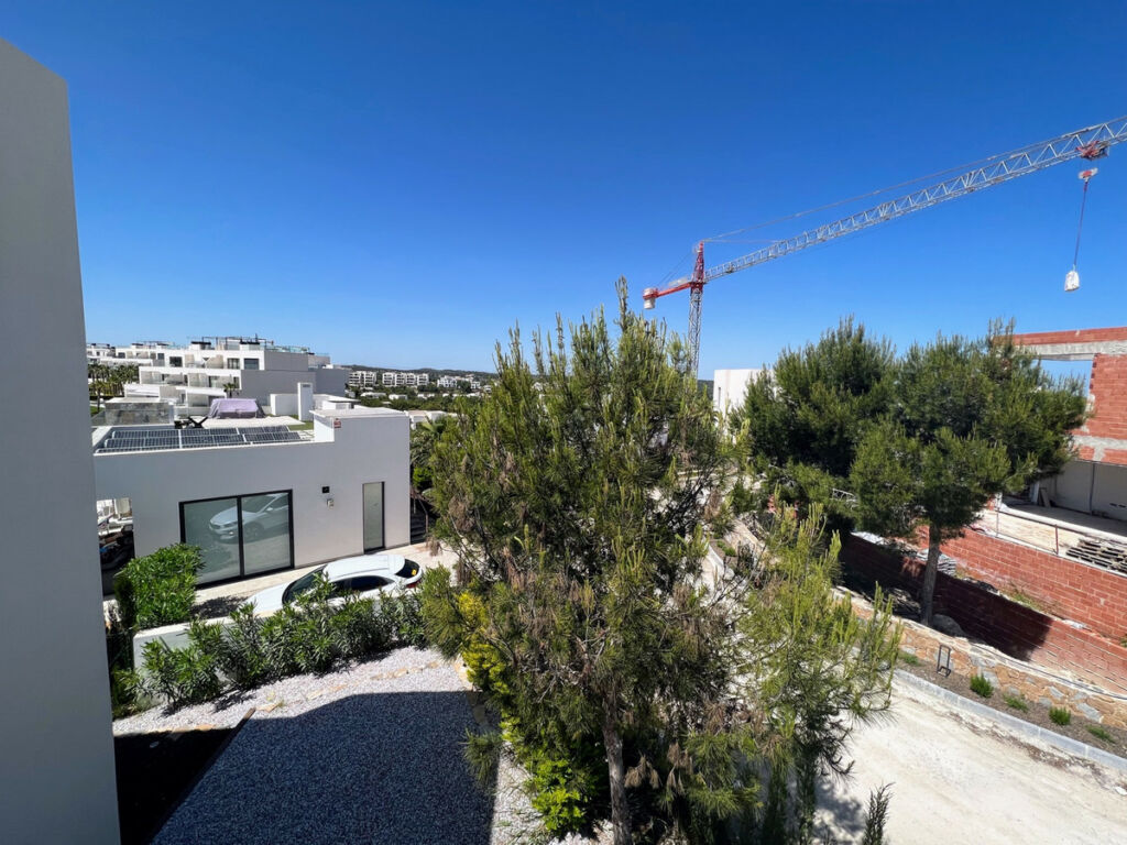 Detached Villa Las Colinas Golf Alicante - image 31
