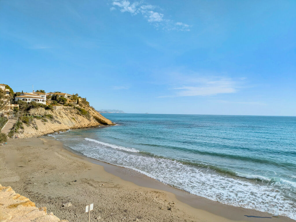Middle Floor Apartment El Campello Alicante - image 31