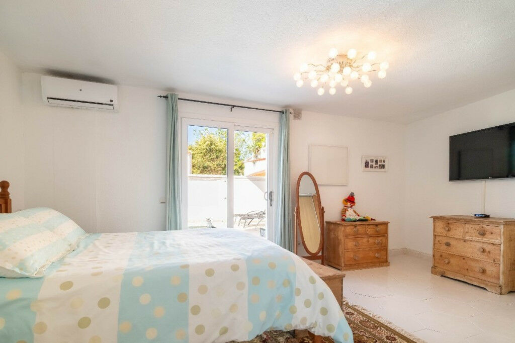 Detached Villa Calypso Málaga - image 31