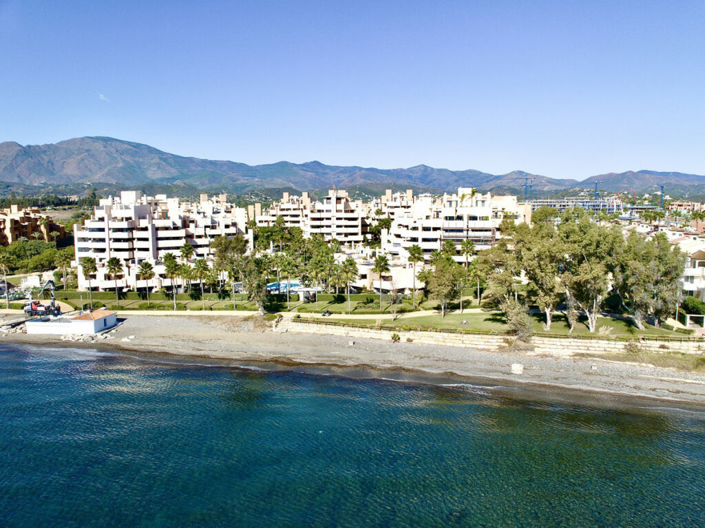 Penthouse Duplex Estepona Málaga - image 32