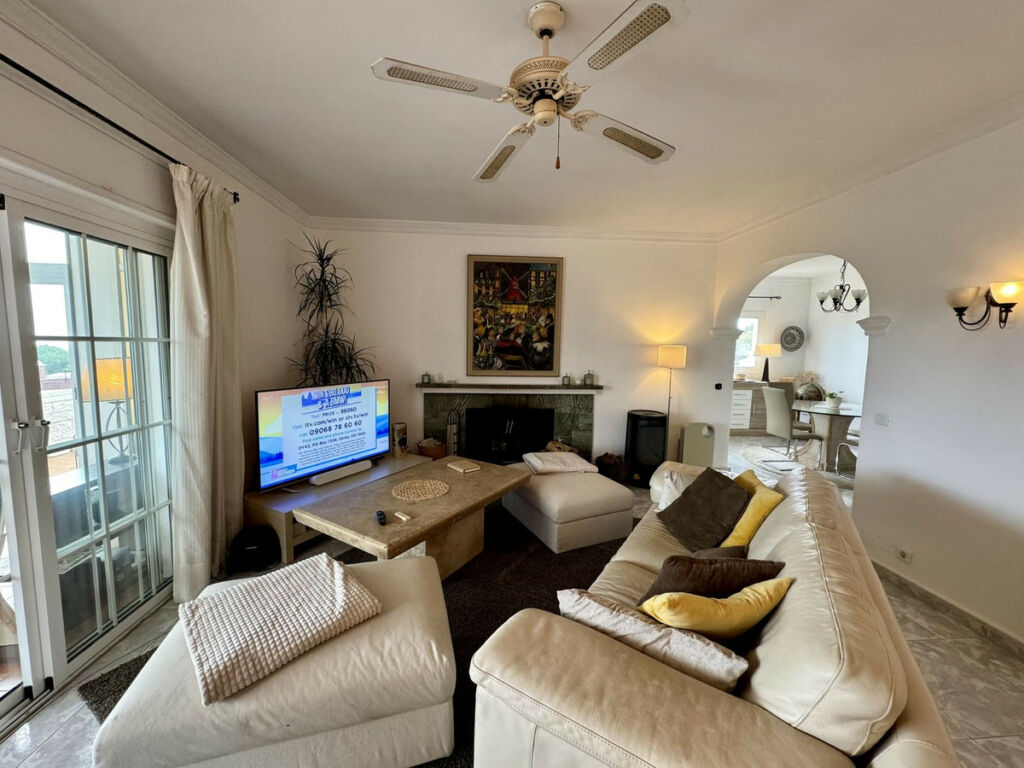 Detached Villa Mijas Málaga - image 32