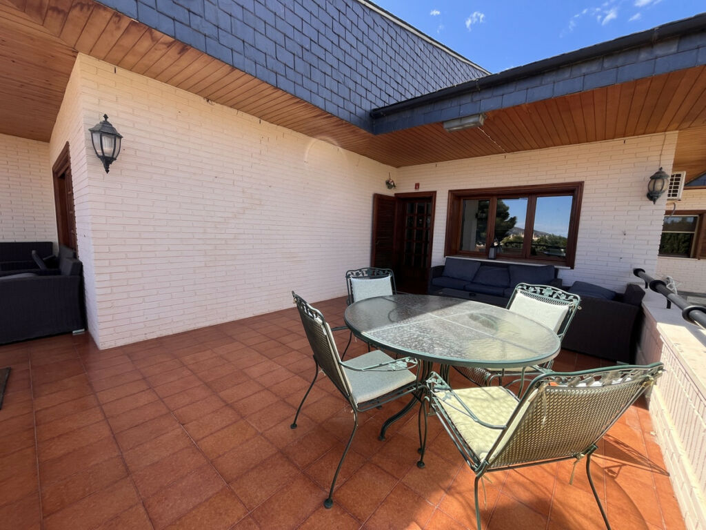 Detached Villa La Nucia Alicante - image 32