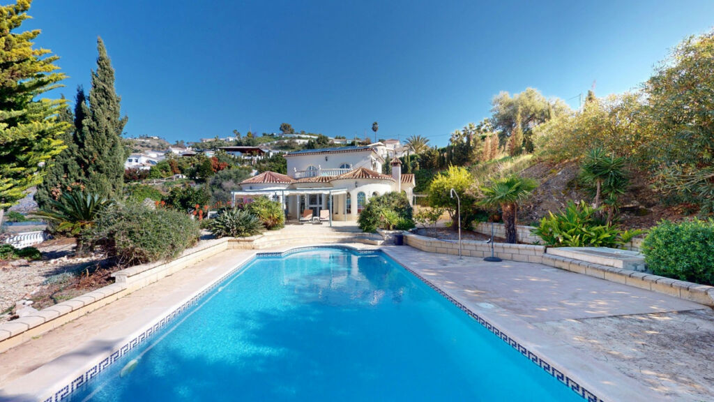 Detached Villa Algarrobo Málaga - image 32
