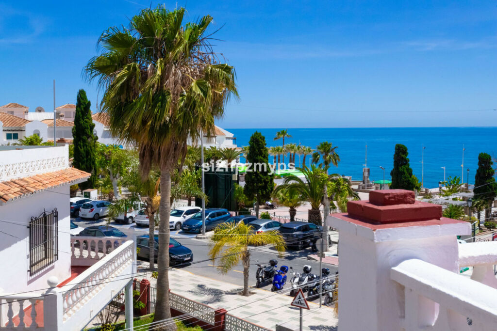 Townhouse Nerja Málaga - image 33