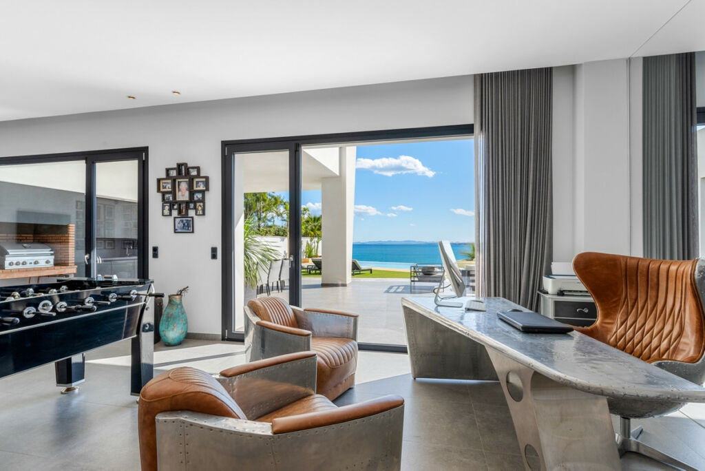 Detached Villa Cabo Roig Alicante - image 34