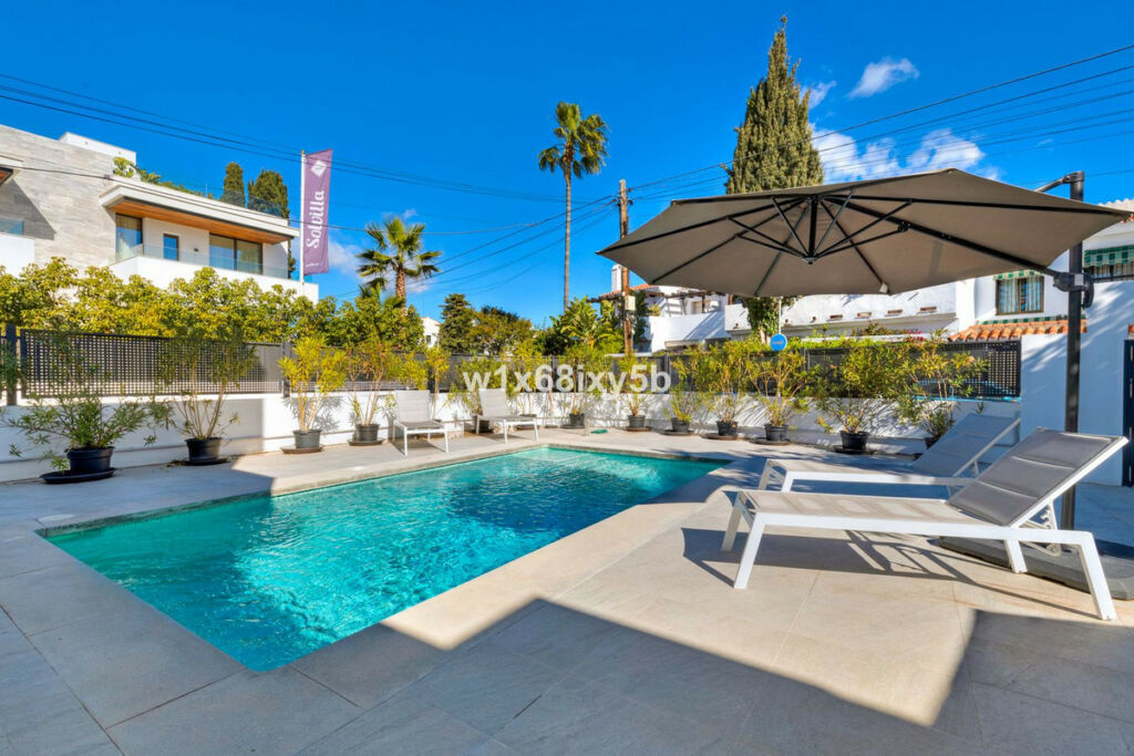Detached Villa San Pedro de Alcántara Málaga - image 33