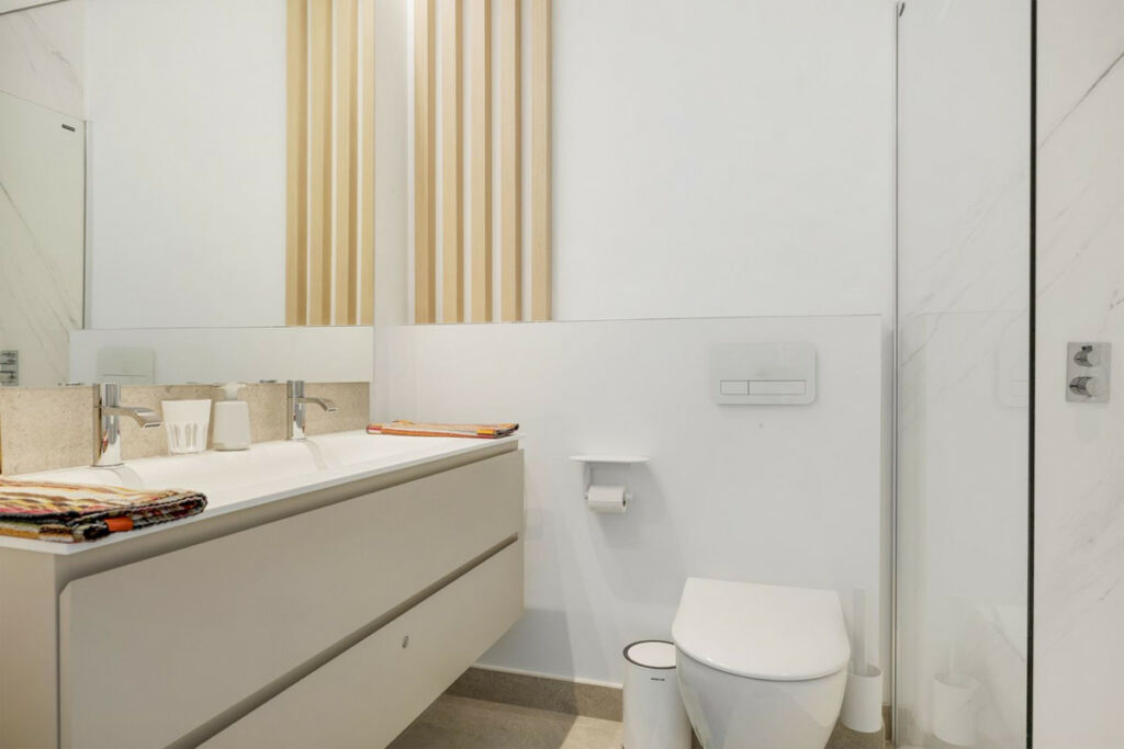 Middle Floor Apartment Benahavís Málaga - image 33