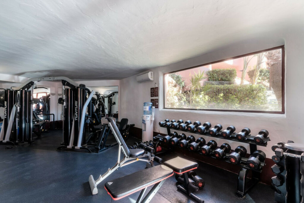 Penthouse Estepona Málaga - image 33