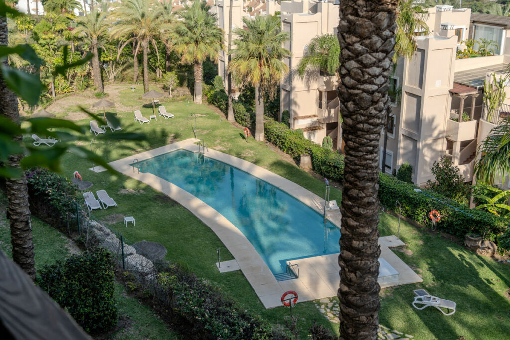 Penthouse Estepona Málaga - image 34