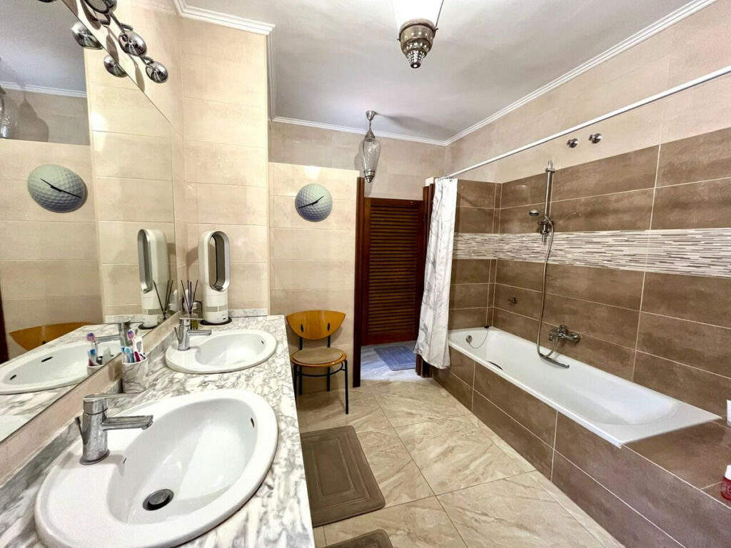 Detached Villa Villamartin Alicante - image 34