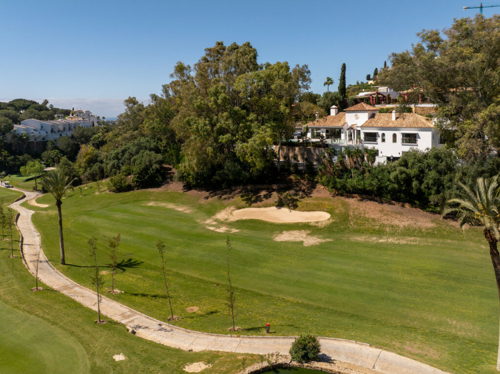Detached Villa Benahavís Málaga - image 33