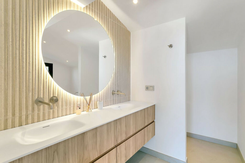 Detached Villa Cabopino Málaga - image 34