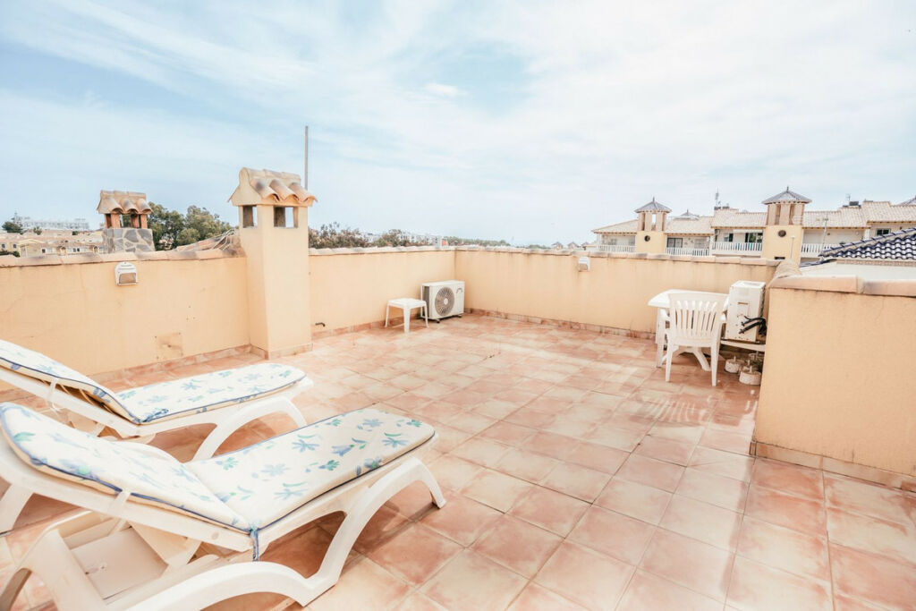 Detached Villa Villamartin Alicante - image 34
