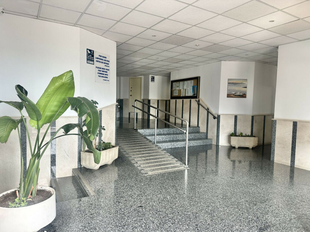 Middle Floor Apartment Fuengirola Málaga - image 35