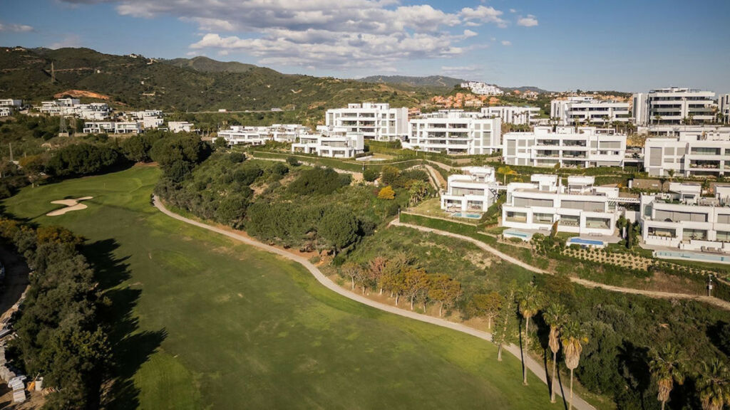 Middle Floor Apartment Santa Clara Málaga - image 34