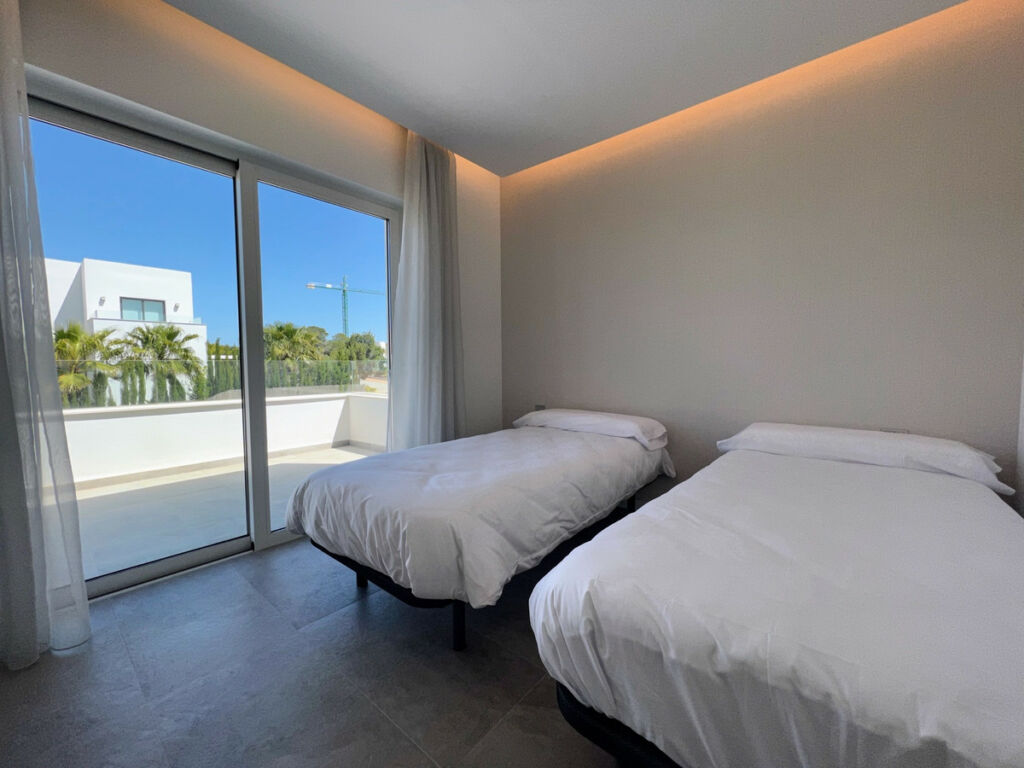 Detached Villa Las Colinas Golf Alicante - image 34