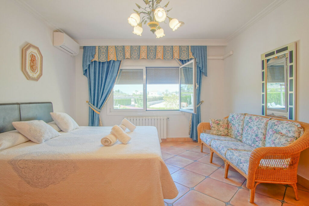 Detached Villa Benissa Alicante - image 35