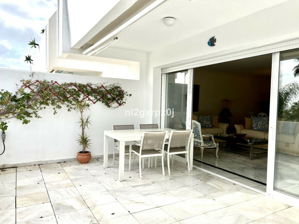 Middle Floor Apartment Bahía de Marbella Málaga - image 40
