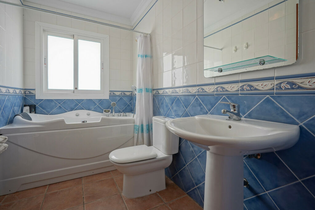 Detached Villa Altea Alicante - image 35
