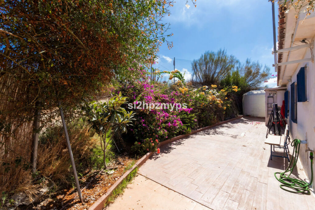 Detached Villa Almayate Málaga - image 35